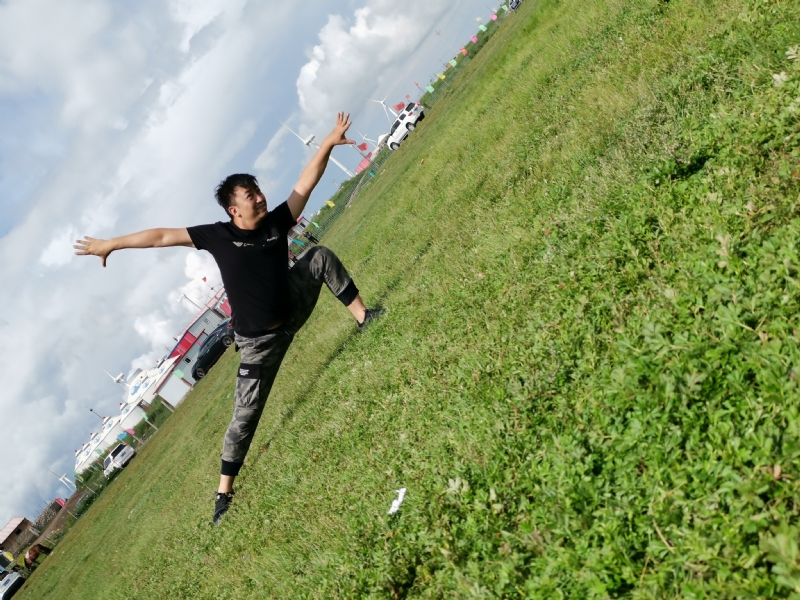 舞者的第一张照片--荆州相亲服务中心