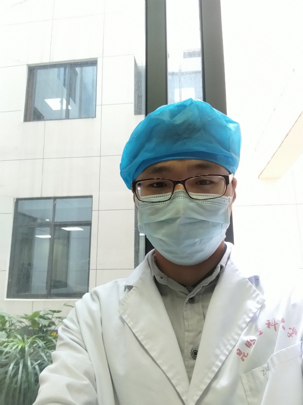 口腔小医生的第一张照片--荆州相亲服务中心