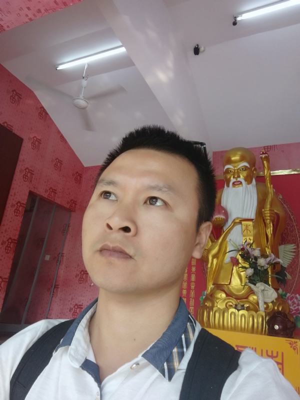 WAR的第一张照片--荆州相亲服务中心