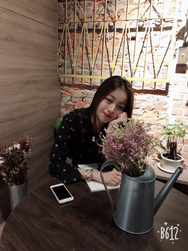 瑶瑶呀的第一张照片--荆州相亲服务中心