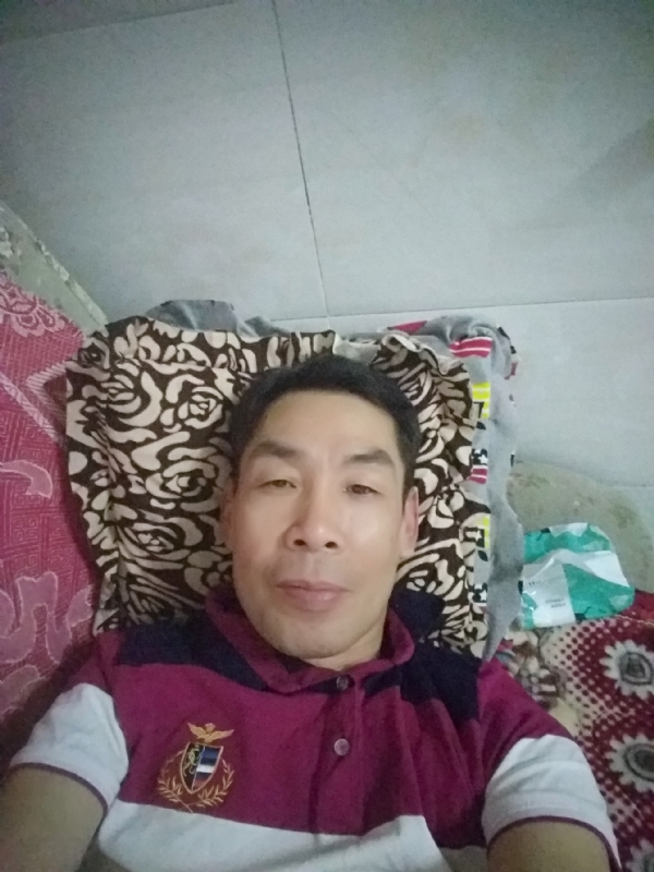 随缘的第一张照片--荆州相亲服务中心