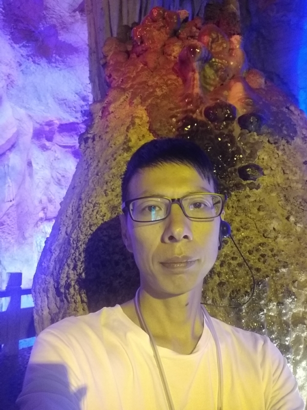 红叶的第一张照片--荆州相亲服务中心