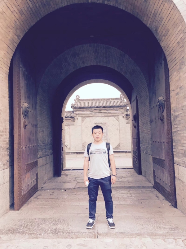 寻寻觅觅的第一张照片--荆州相亲服务中心