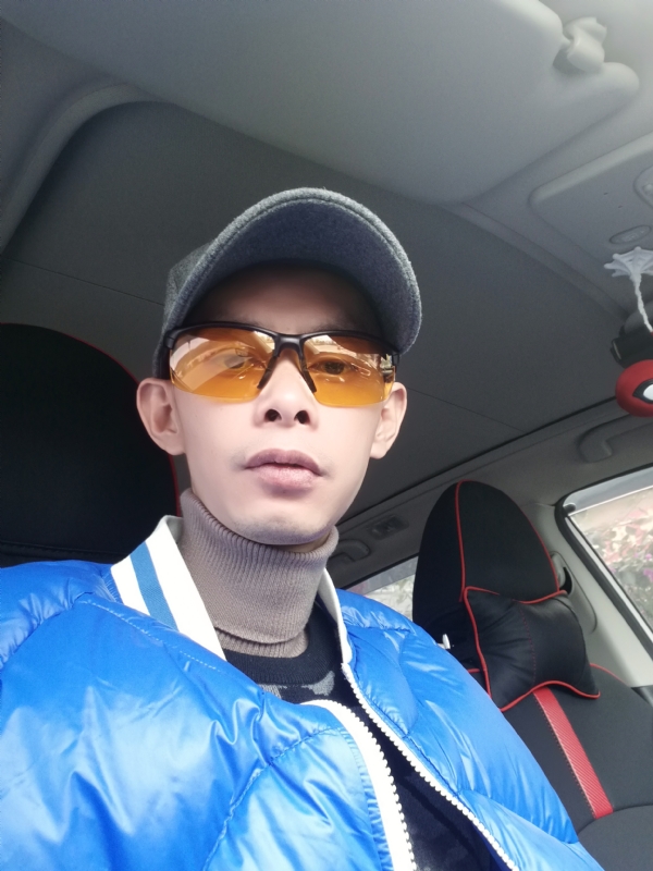 愿得一人心的第一张照片--荆州相亲服务中心