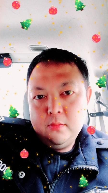 恨孤独的第一张照片--荆州相亲服务中心