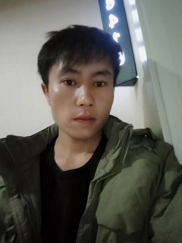 槑头槑脑的第一张照片--荆州相亲服务中心