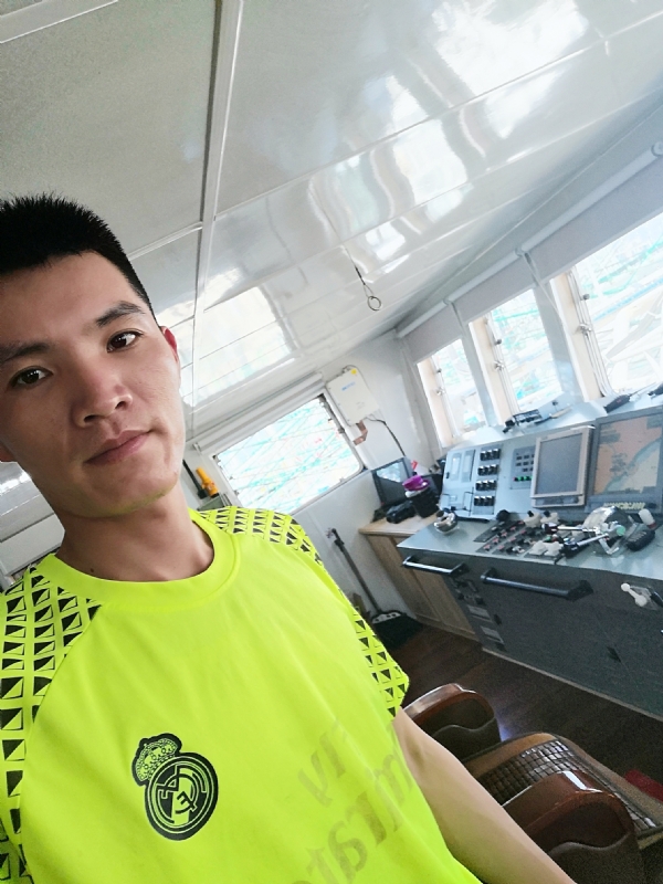 眼里都是你的第一张照片--荆州相亲服务中心