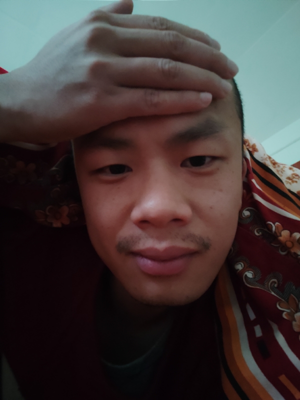 开心鬼在哪呢的第一张照片--荆州相亲服务中心