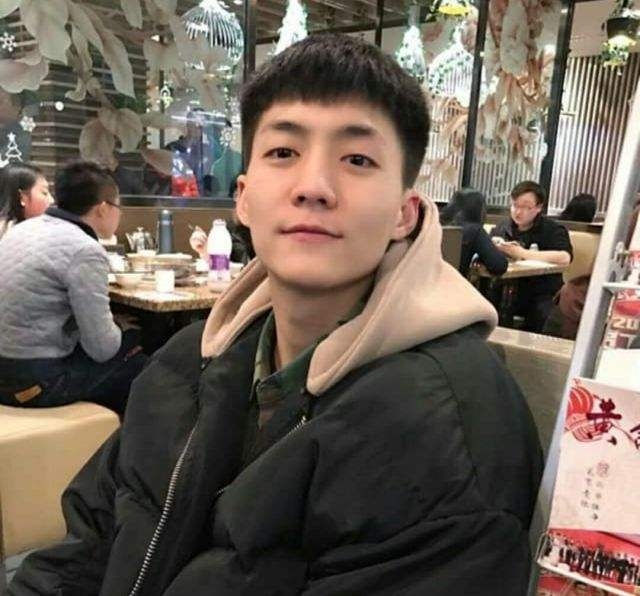 相爱的人的第一张照片--荆州相亲服务中心