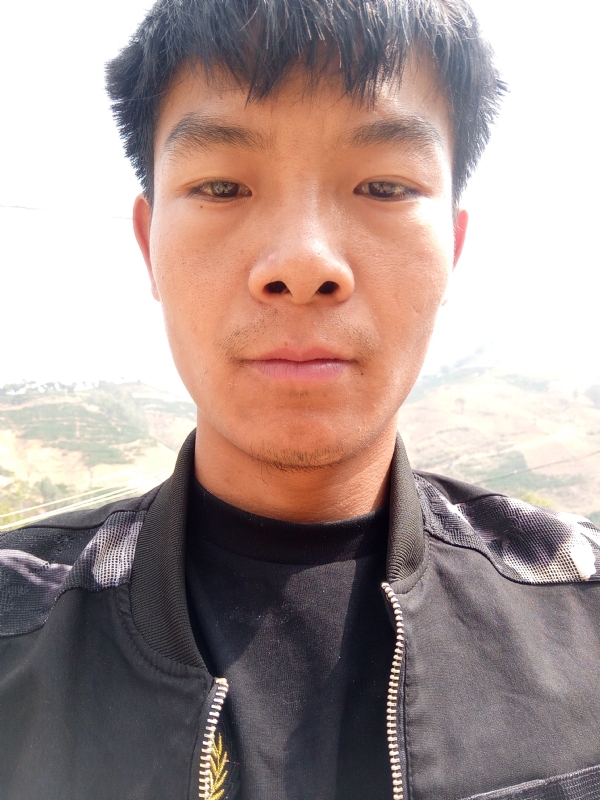 唐伟的第一张照片--荆州相亲服务中心