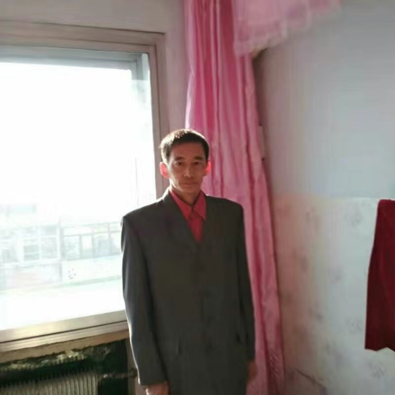 阳光明媚的第一张照片--荆州相亲服务中心