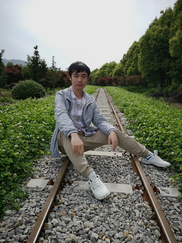 HCL的第一张照片--荆州相亲服务中心