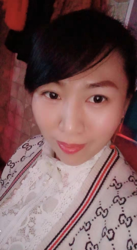 转角遇爱的第一张照片--荆州相亲服务中心