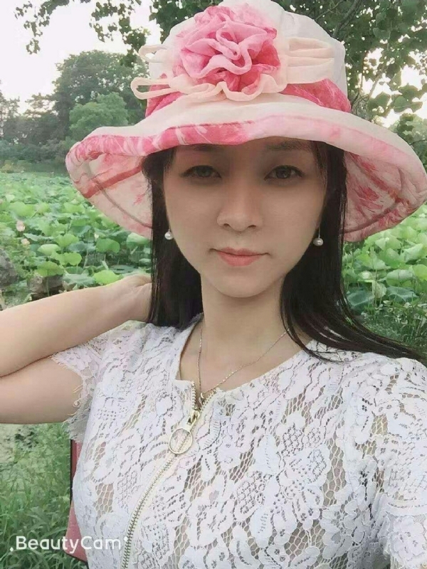 小青菜的第一张照片--荆州相亲服务中心