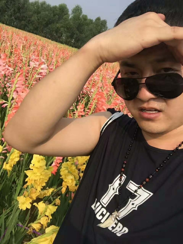 QH-蓝细胞的第一张照片--荆州相亲服务中心