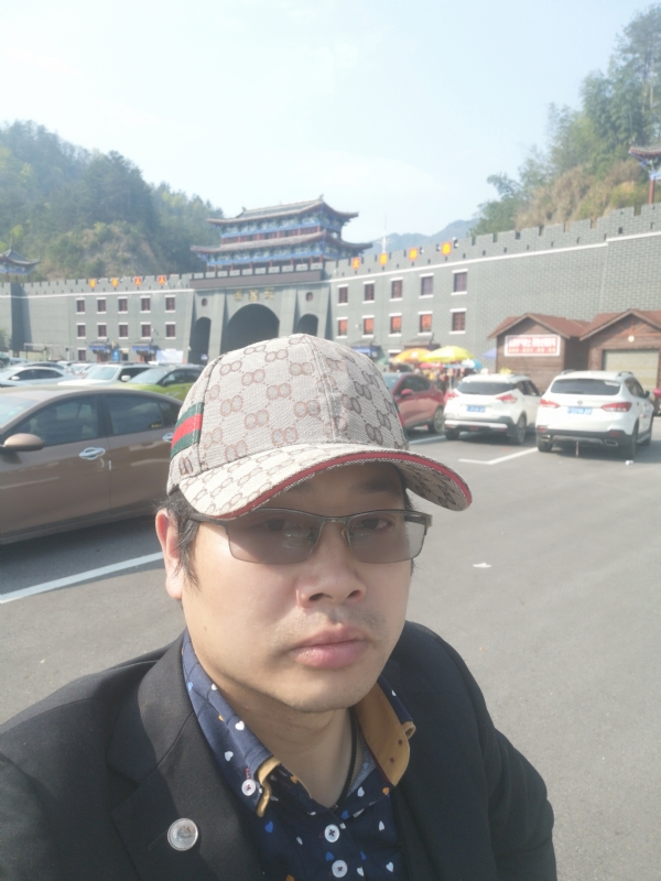 金沧海的第一张照片--荆州相亲服务中心