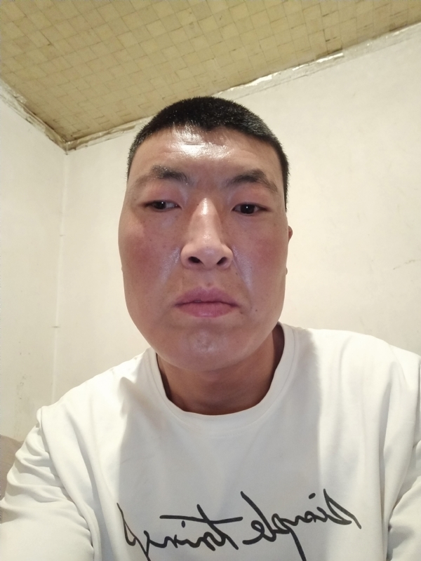 只为遇见你的第一张照片--荆州相亲服务中心