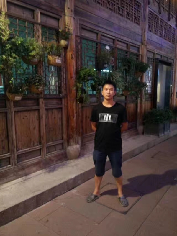 回忆的第一张照片--荆州相亲服务中心