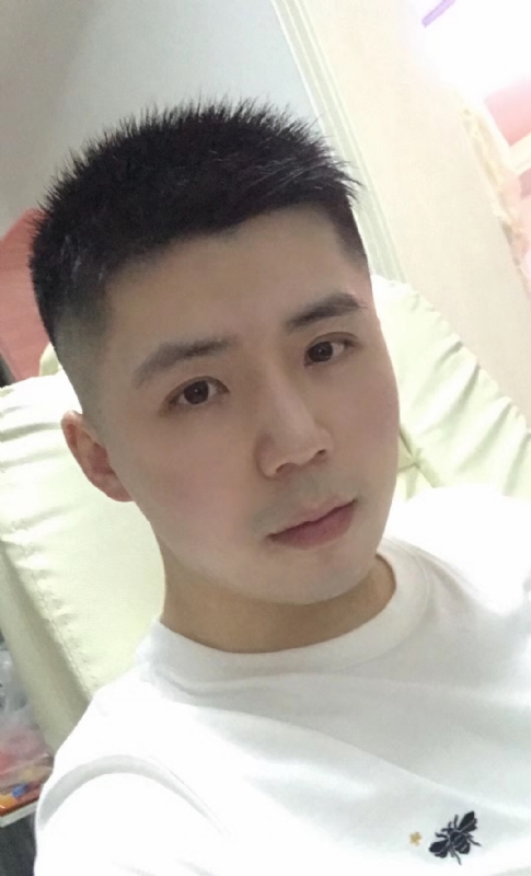 阿信的第一张照片--荆州相亲服务中心