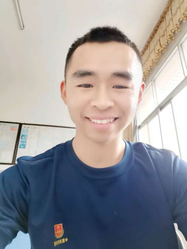 超超的第二张照片--荆州相亲服务中心