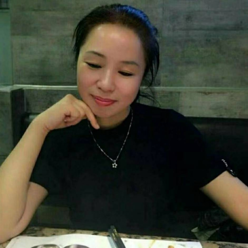 燕燕的第一张照片--荆州相亲服务中心