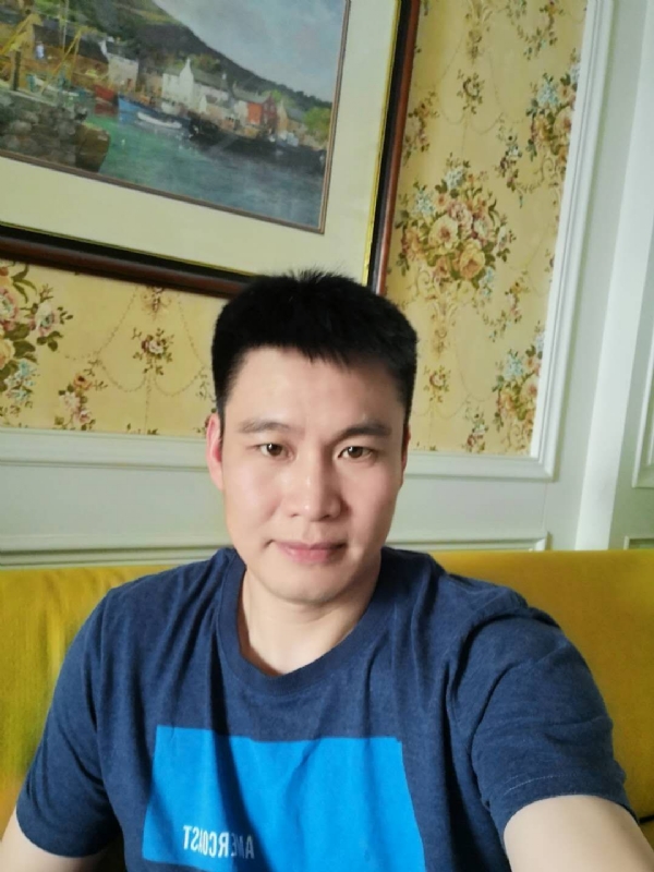 阳光灿烂的第二张照片--荆州相亲服务中心