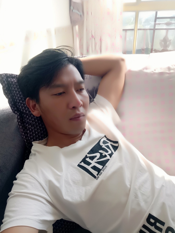 大通的第一张照片--荆州相亲服务中心