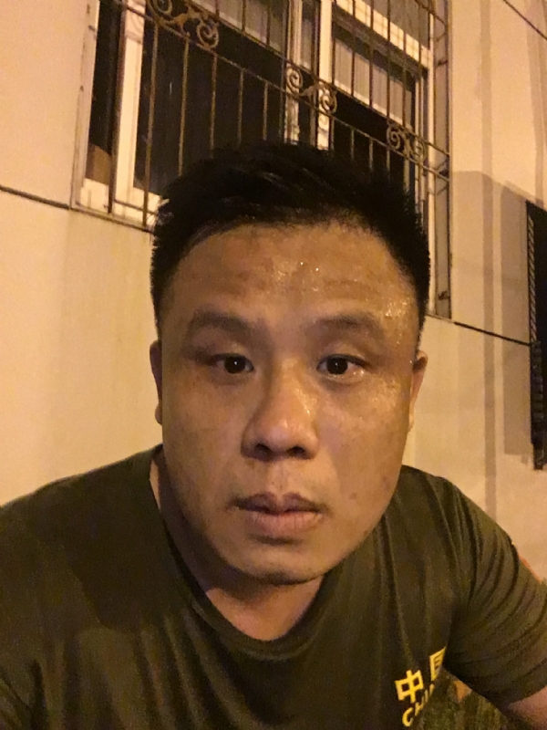 James2020的第一张照片--荆州相亲服务中心