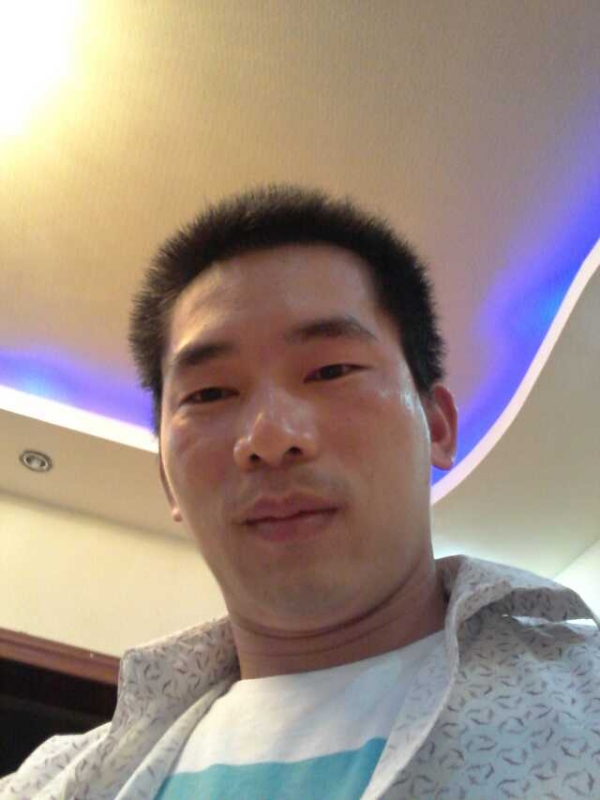 你好呀的第一张照片--荆州相亲服务中心