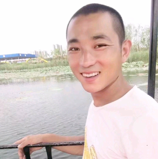 为你等候的第二张照片--荆州相亲服务中心