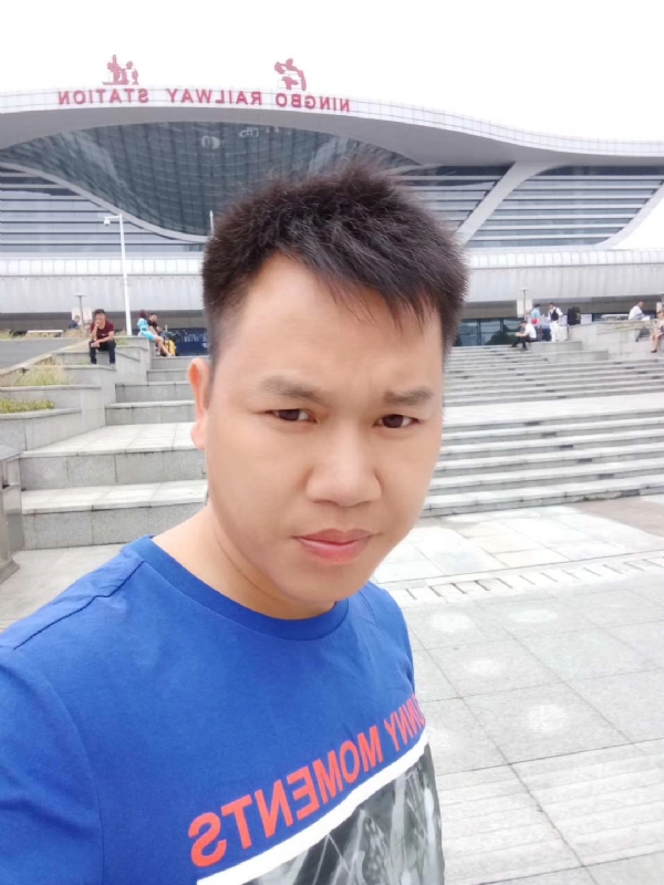 笑对人生的第一张照片--荆州相亲服务中心