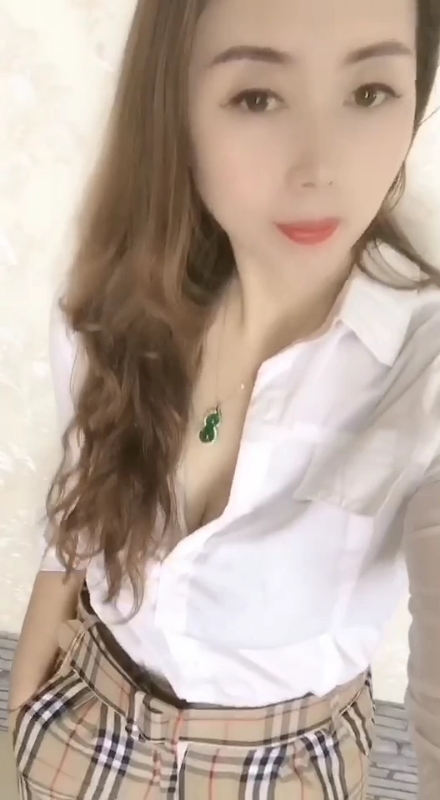 雨蝶的第一张照片--荆州相亲服务中心