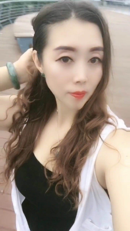 雨蝶的第三张照片--荆州相亲服务中心