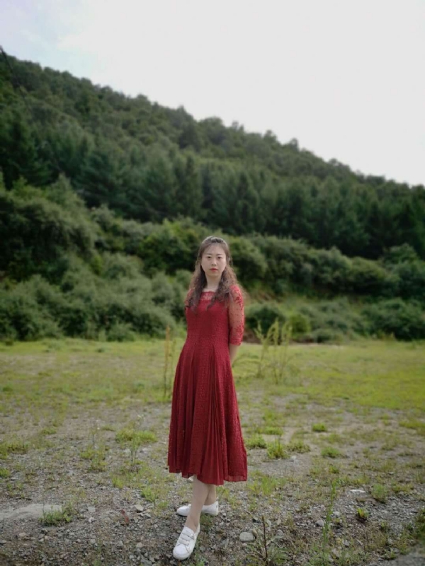 木槿的第六张照片--荆州相亲服务中心