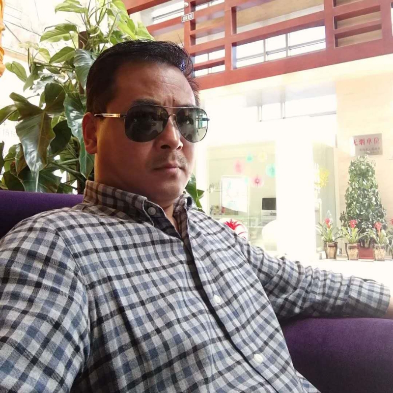 雪豹的第一张照片--荆州相亲服务中心