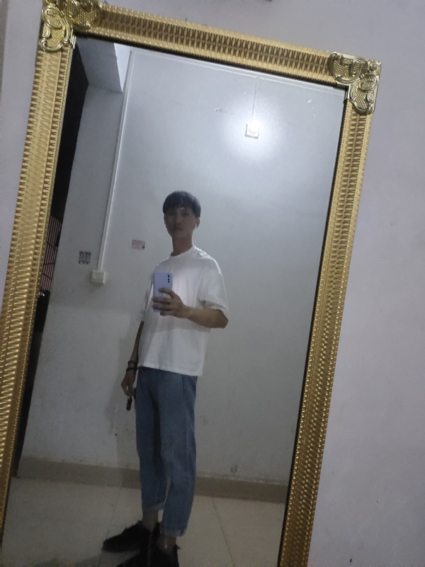 硬币的第一张照片--荆州相亲服务中心