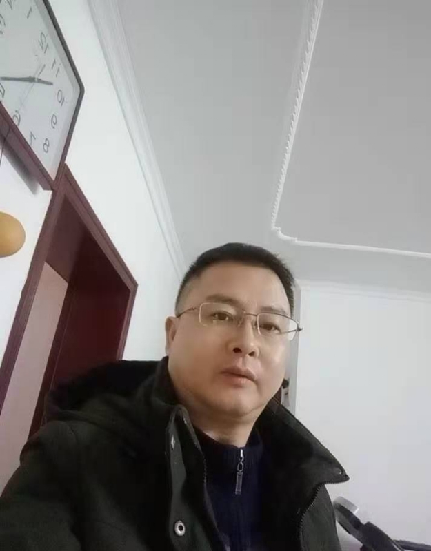 想牵你的手的第一张照片--荆州相亲服务中心