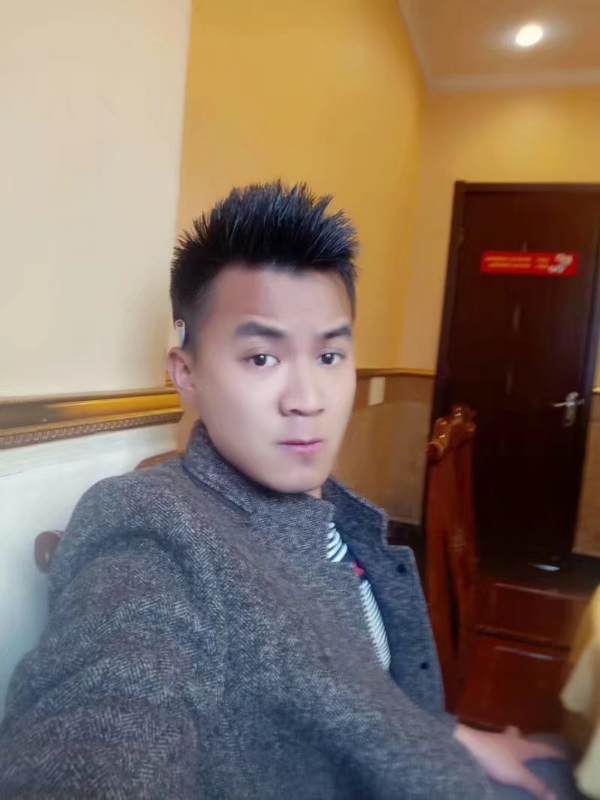 只为等你的第三张照片--荆州相亲服务中心