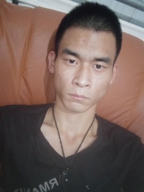 单身狗一枚的第三张照片--荆州相亲服务中心