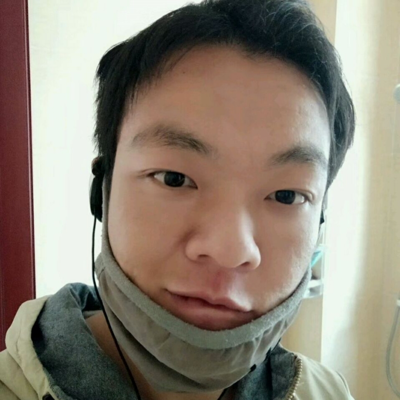 泡沫哭泣的第一张照片--荆州相亲服务中心