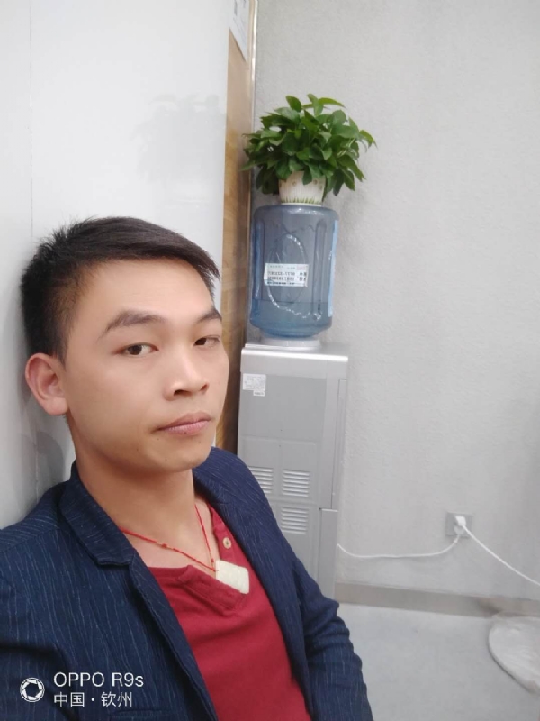 只想好好的爱一个人的第一张照片--荆州相亲服务中心