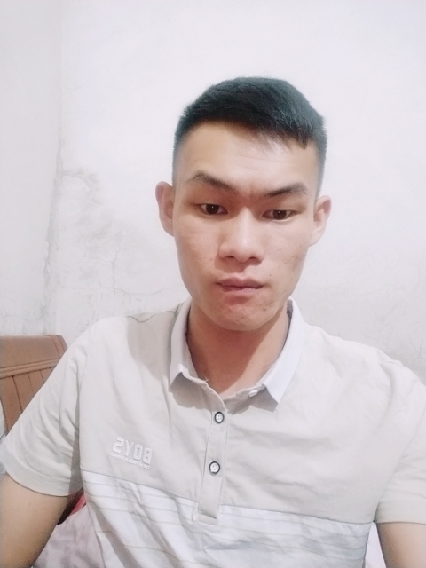 ye369369的第一张照片--荆州相亲服务中心