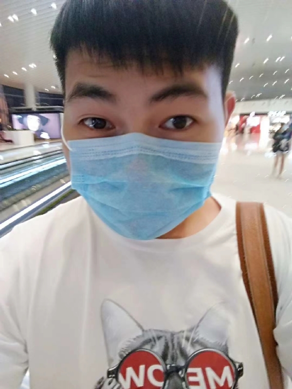 咔咔一顿的第一张照片--荆州相亲服务中心