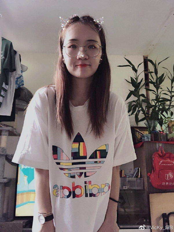 丁美洁的第一张照片--荆州相亲服务中心