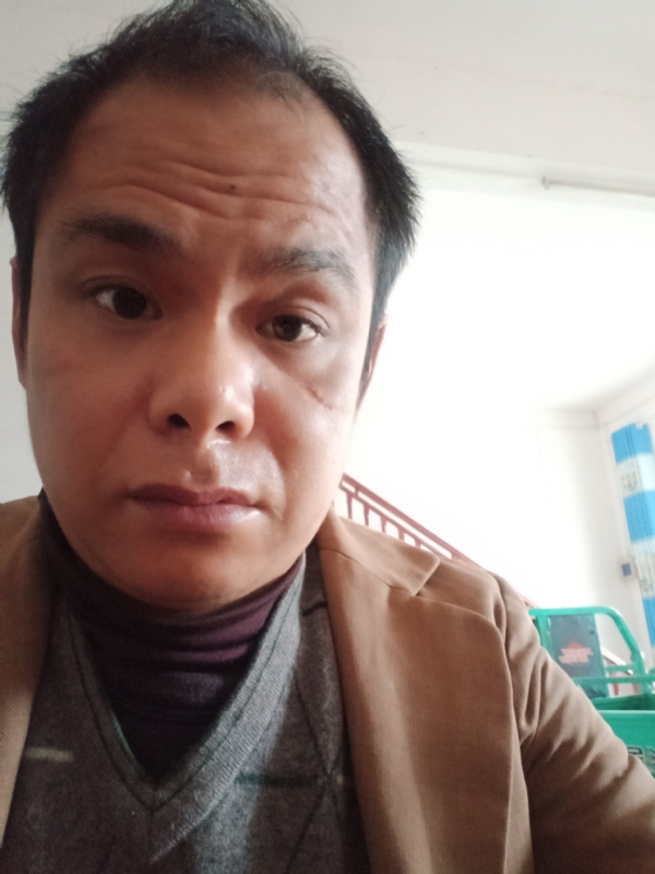 唐水果店发发发的第二张照片--荆州相亲服务中心