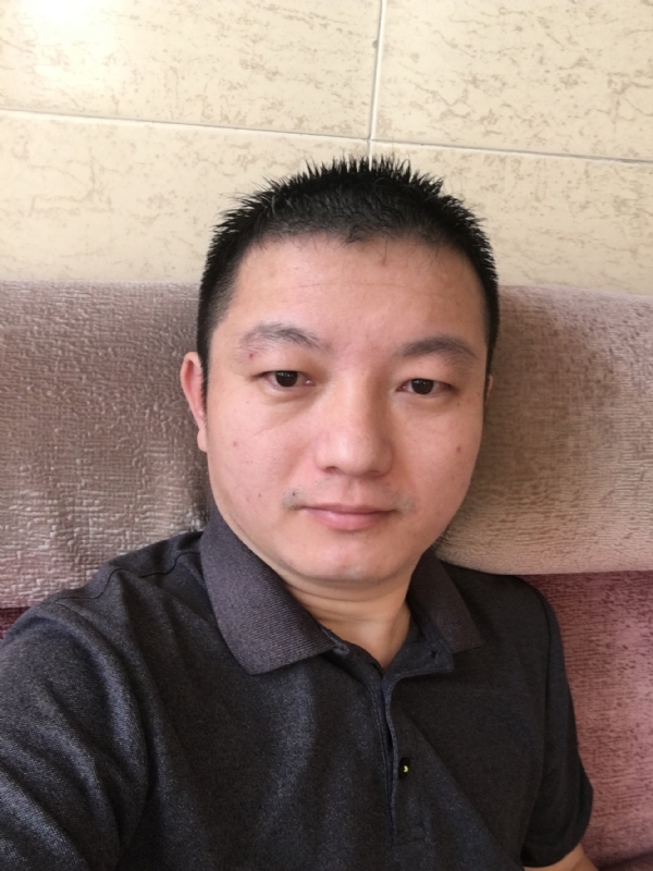 曲怀觞的第一张照片--荆州相亲服务中心