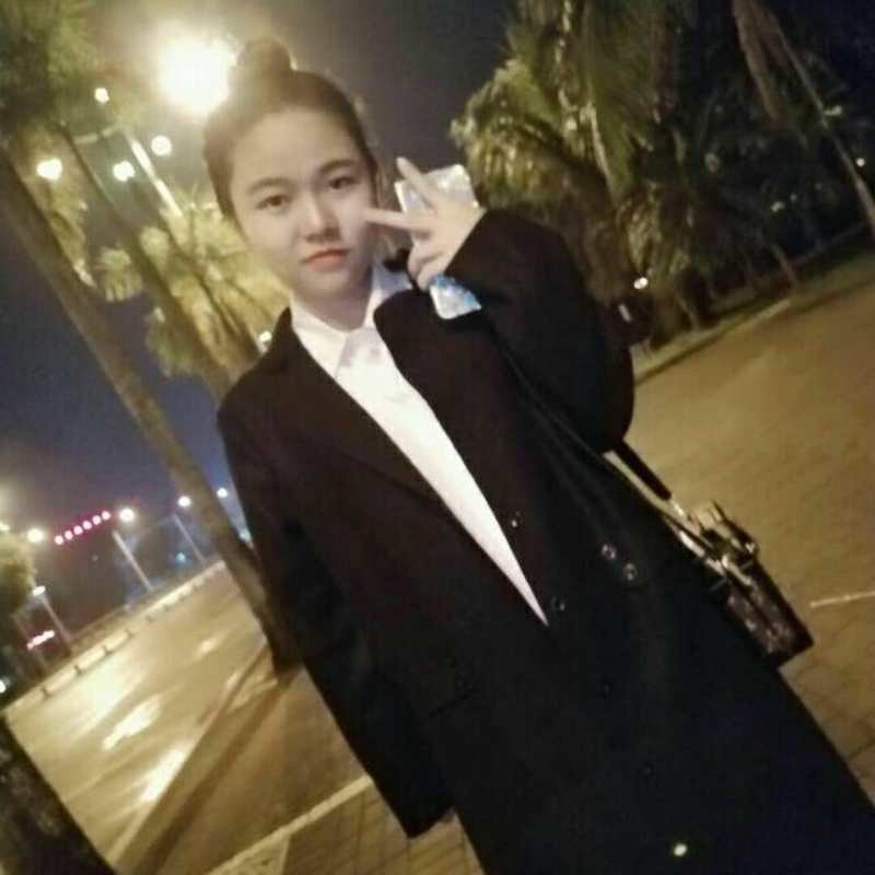 冰心的第二张照片--荆州相亲服务中心