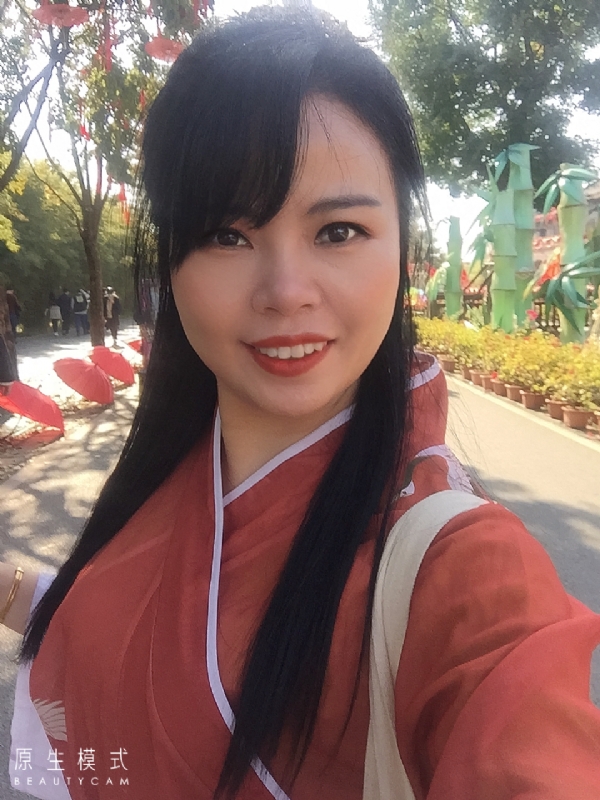 妮妮的第一张照片--荆州相亲服务中心