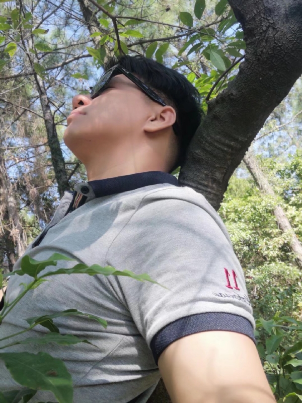 新丁的第一张照片--荆州相亲服务中心