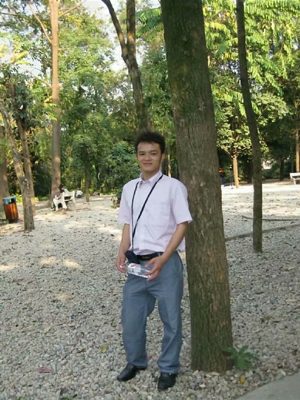 雨浓的第二张照片--荆州相亲服务中心